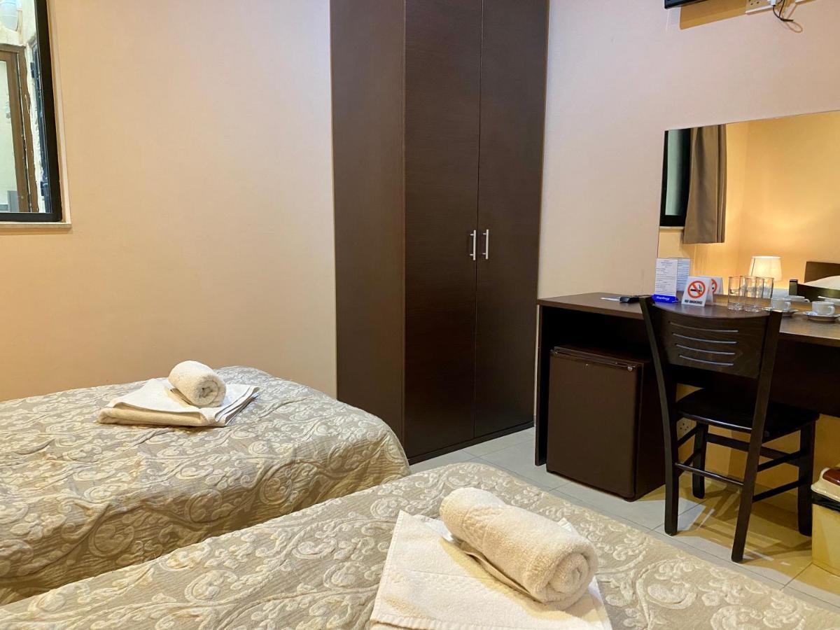 Malta Paradise Hotel Сент Джулианс Экстерьер фото