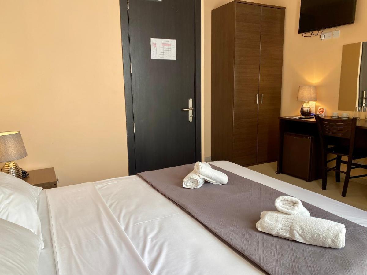 Malta Paradise Hotel Сент Джулианс Экстерьер фото