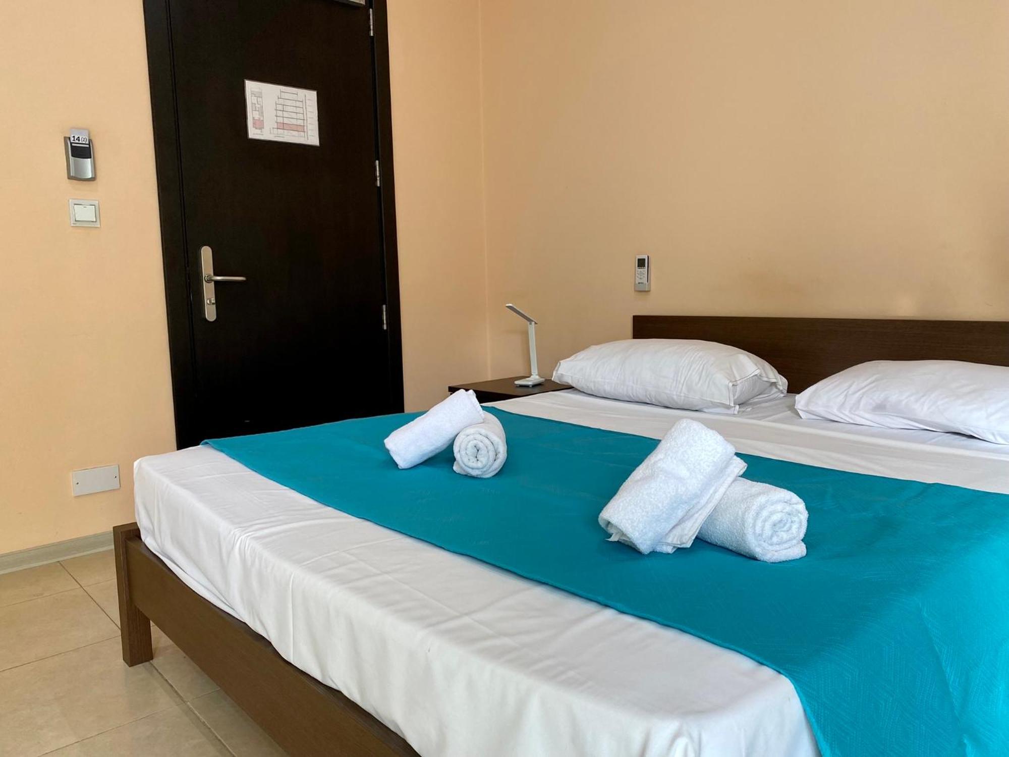 Malta Paradise Hotel Сент Джулианс Экстерьер фото