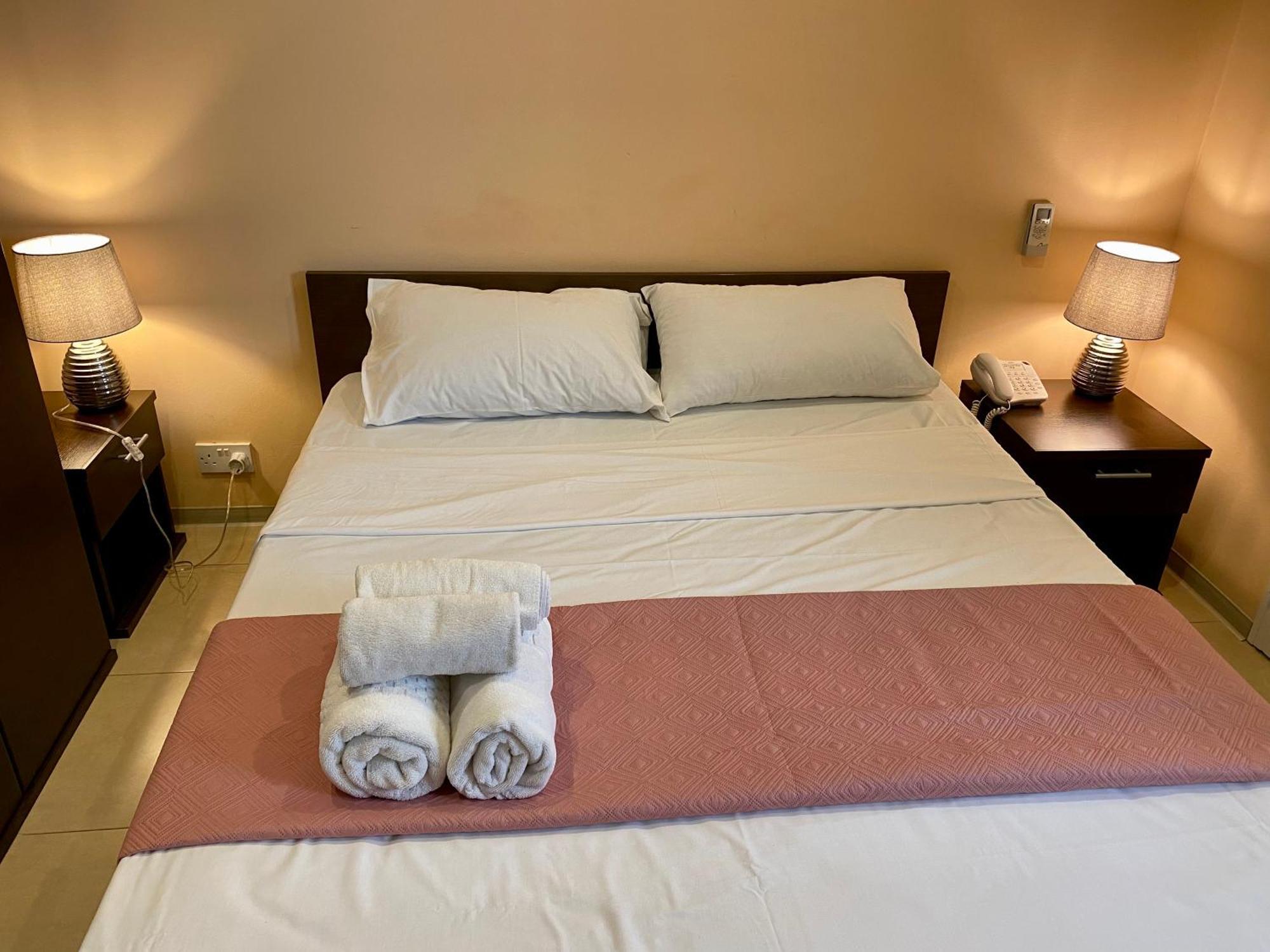 Malta Paradise Hotel Сент Джулианс Экстерьер фото